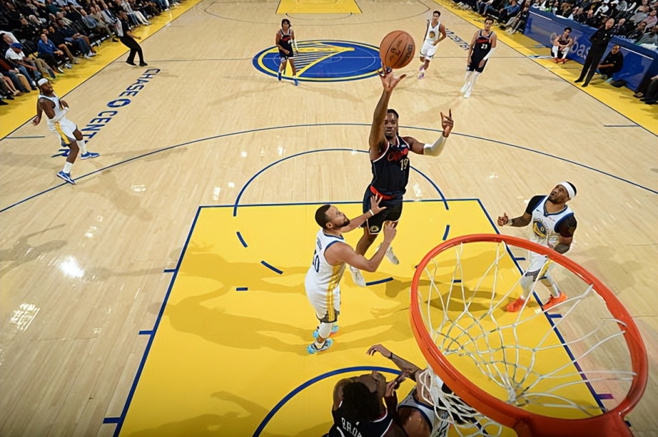 src, 他的整体表